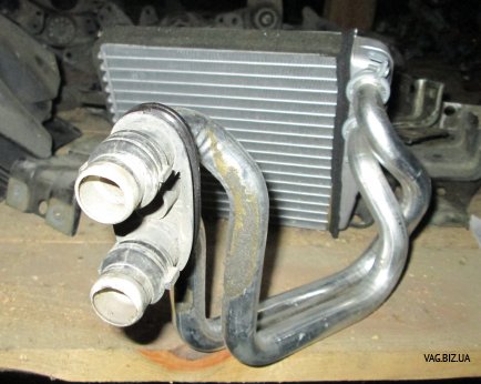 Радиатор печки (теплообменник) на Volkswagen Eos с 2006 1
